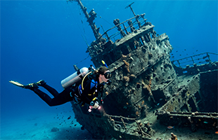 Mergulho com cilindro e naufrágio na Scuba Malta
